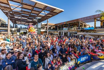Zenia Boulevard supera el medio millón de visitas en Semana Santa y renueva su oferta