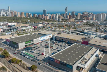 Resolute vende el centro comercial La Marina al Grupo Inmobic