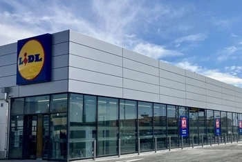 Lidl incorpora un supermercado en el parque comercial de Morón de la Frontera y otro en Almassora