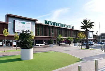 Sevilla Factory refuerza su oferta infantil con la llegada de Juguettos y Charanga