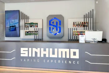 Sinhumo abre su duodécima tienda en Gines Plaza