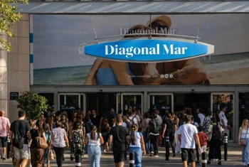El entretenimiento familiar se une a la acción social en Diagonal Mar