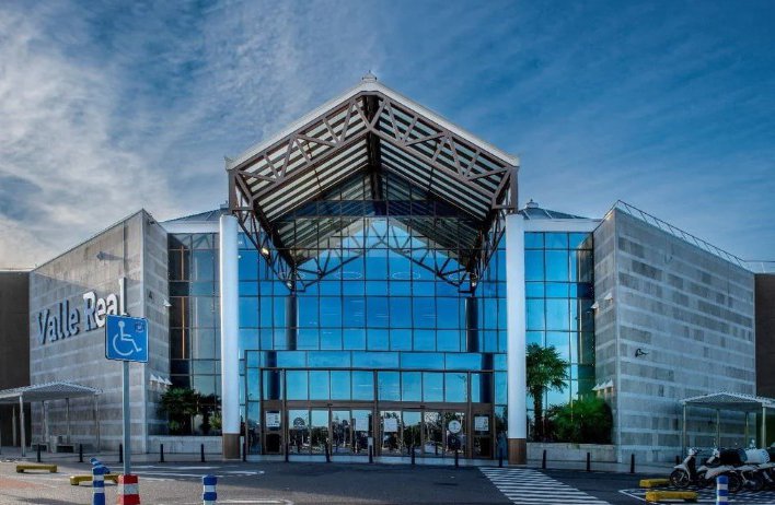 Sonae logra ventas en el mercado español de 1.579 millones de euros en 2025