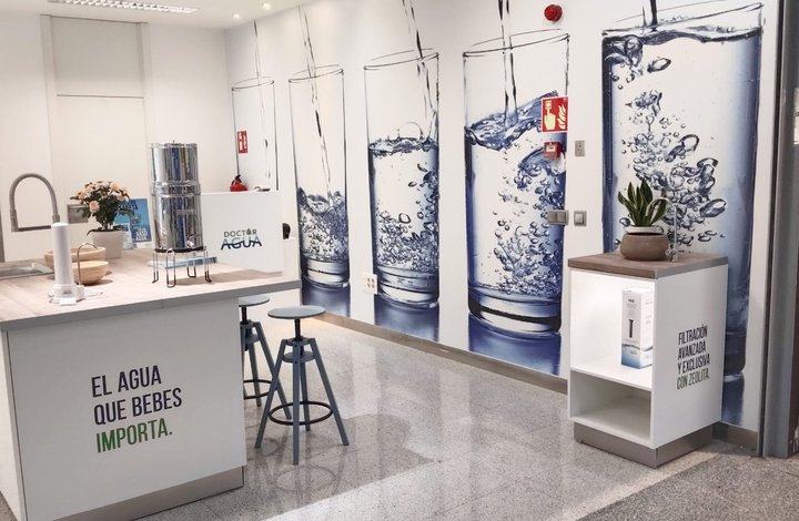 Doctor Agua abre en Carrefour Ciudad de la Imagen y prepara su expansion en franquicia