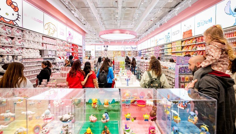 MINISO amplía el mix del centro comercial Vialia en Málaga