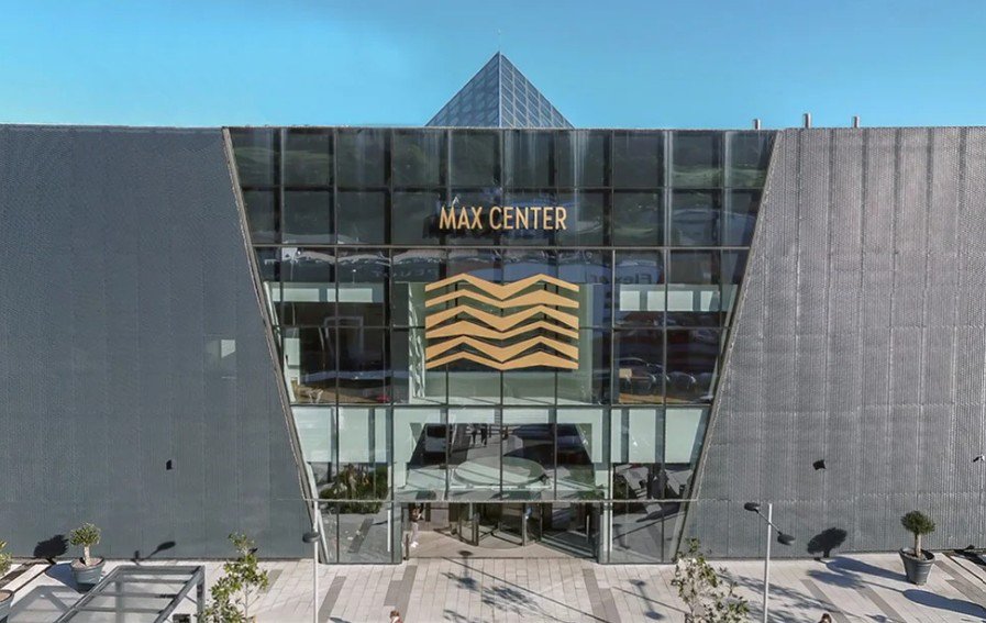 Max Center lanza Bowling Fest, su primera gran iniciativa de ocio juvenil en 2025