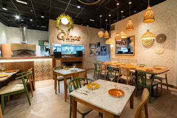 Ginos abre las puertas de un restaurante en El Ferial