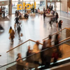 La afluencia a los centros comerciales en España crece un 6,8% en abril