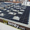 Family Cash invertirá hasta cinco millones de euros en la instalación de 16.000 paneles solares