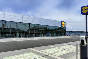 Lidl abrirá seis nuevas tiendas en junio, superando los 700 supermercados en España