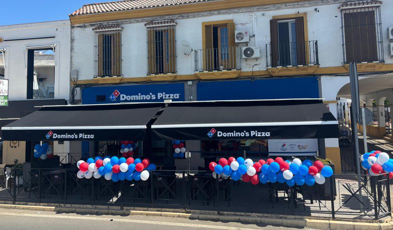 Domino’s inaugura en Sanlúcar la Mayor su restaurante número 74 en Andalucía