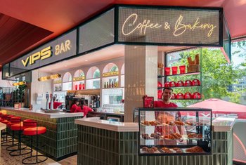 VIPS estrena en Madrid su primer restaurante con una barra 100% bakery