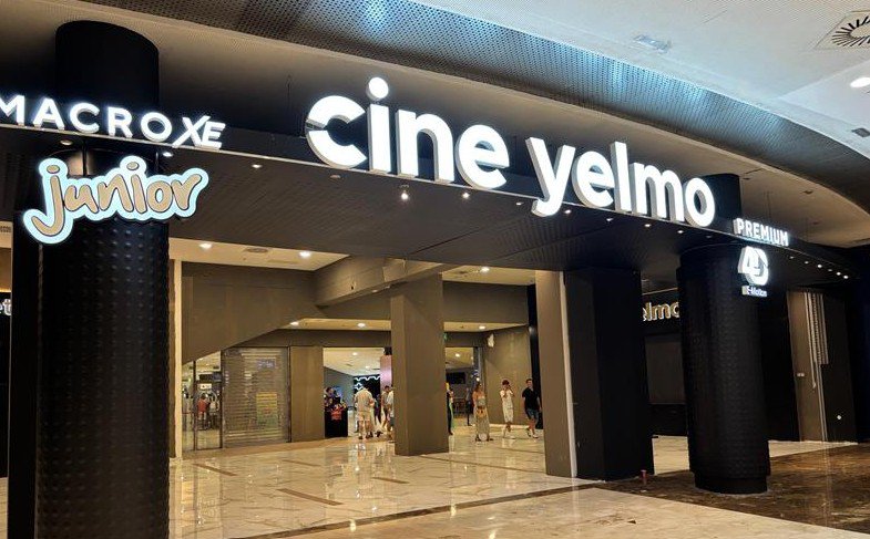 Cines Yelmo reabre en Islazul