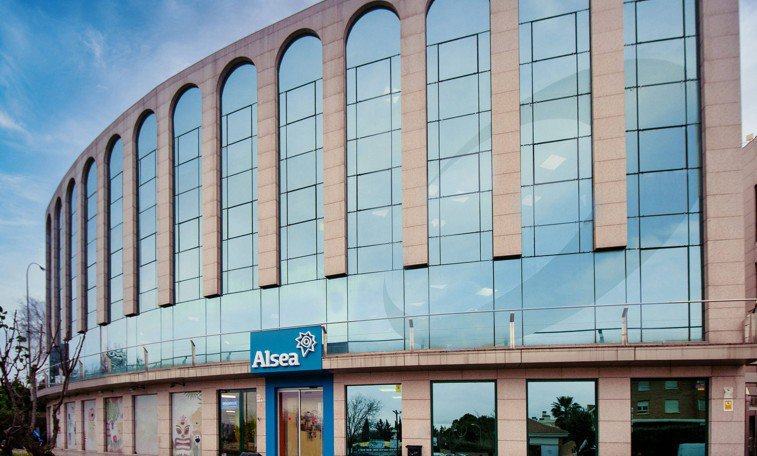 Alsea Europa eleva sus ventas a 281 millones en el segundo trimestre, un 5,2 % más que en 2024