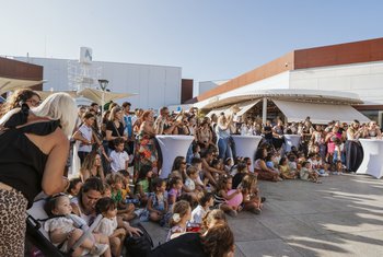 El centro comercial Meridiano se transforma en un mundo de cuentos para los más pequeños