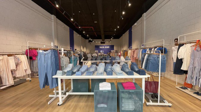 Salsa Jeans inaugura un nuevo local en Puerto Venecia