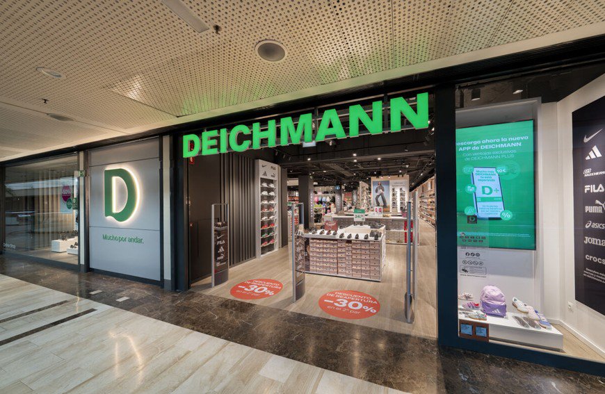 Deichmann reabre sus tiendas en As Cancelas y Gran Casa