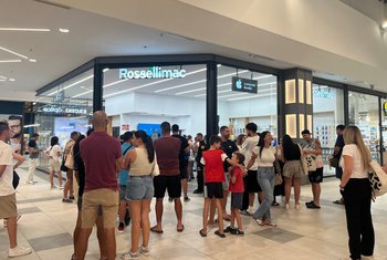 Rossellimac abre una nueva tienda Apple Authorized Reseller en El Ingenio