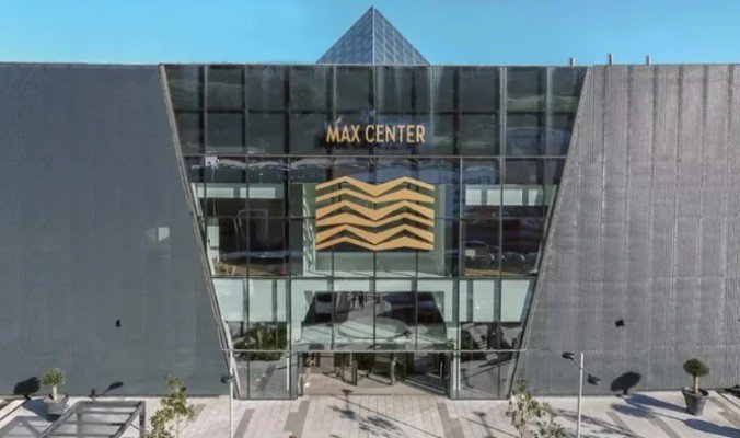 max center