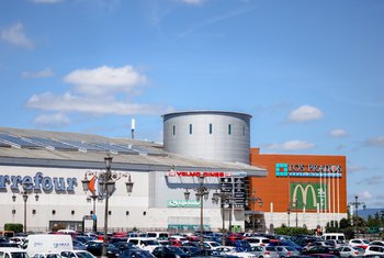 Un grupo inversor liderado por LyC Consultores adquiere la galería comercial de Los Prados en Oviedo