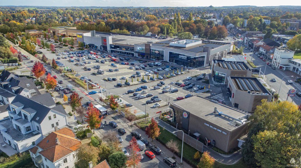 Redevco impulsa un nuevo fondo de parques comerciales en Europa con 500 millones de CBRE IM