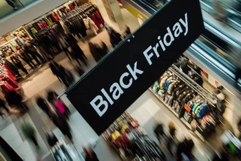 El 44% de los compradores cree que la IA mejorará su experiencia en el Black Friday y el Cyber Monday