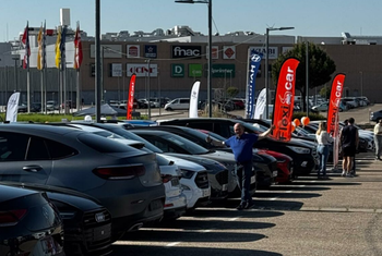 Festicar aparca en Río Shopping con más de 500 coches de ocasión