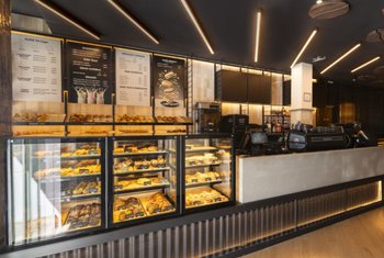 Manolo Bakes se estrena en Granada