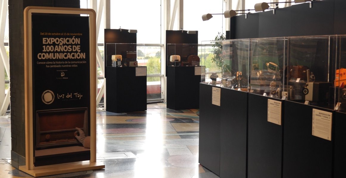 Luz del Tajo celebra un siglo de comunicación