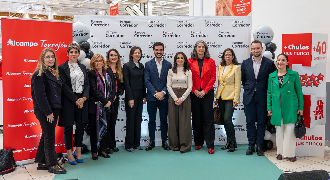 El alcalde de Torrejón visita Parque Corredor con motivo de su 30º aniversario