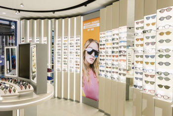 Alain Afflelou inaugura una óptica en Madrid