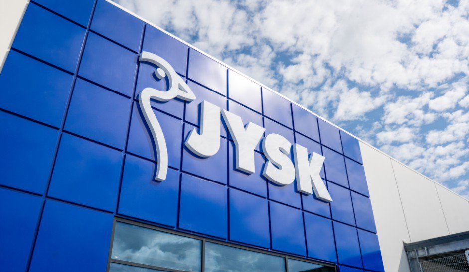 JYSK factura 364,3 millones en Iberia y gana 56,2 millones de euros