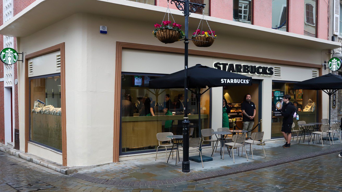 Starbucks se estrena en Gibraltar