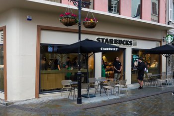 Starbucks se estrena en Gibraltar