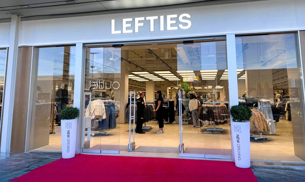 Lefties abre sus puertas en el parque comercial Alegra