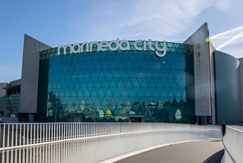 Veritas y Normal eligen Marineda City para su estreno en Galicia