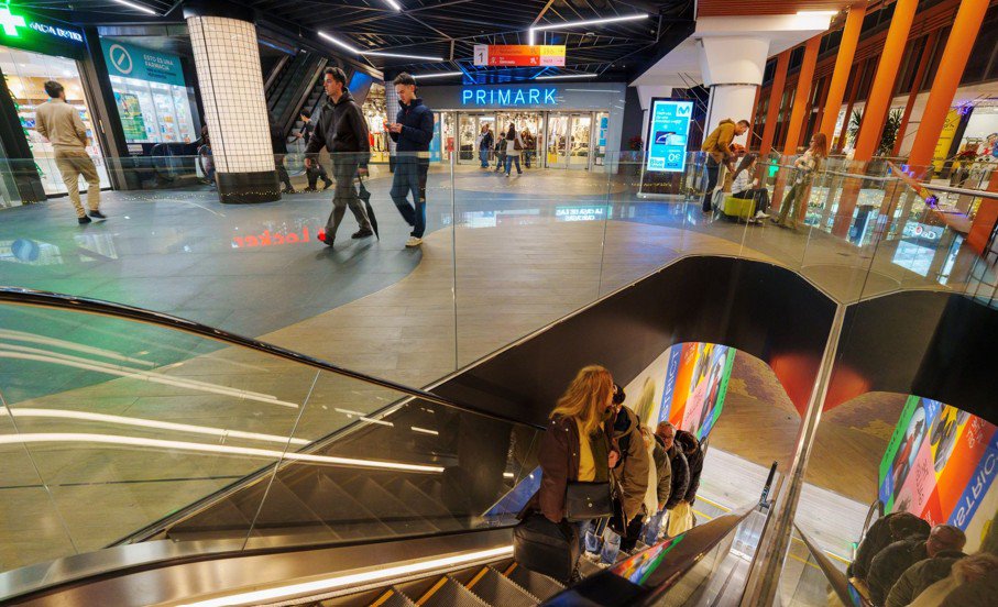 Torre Sevilla activa una campaña experiencial en las rebajas de enero