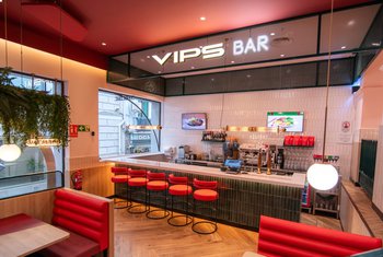 VIPS inaugura un restaurante en el centro de Mérida