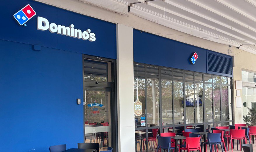 Domino’s Pizza abre en Momentum su primer restaurante en Magaluf