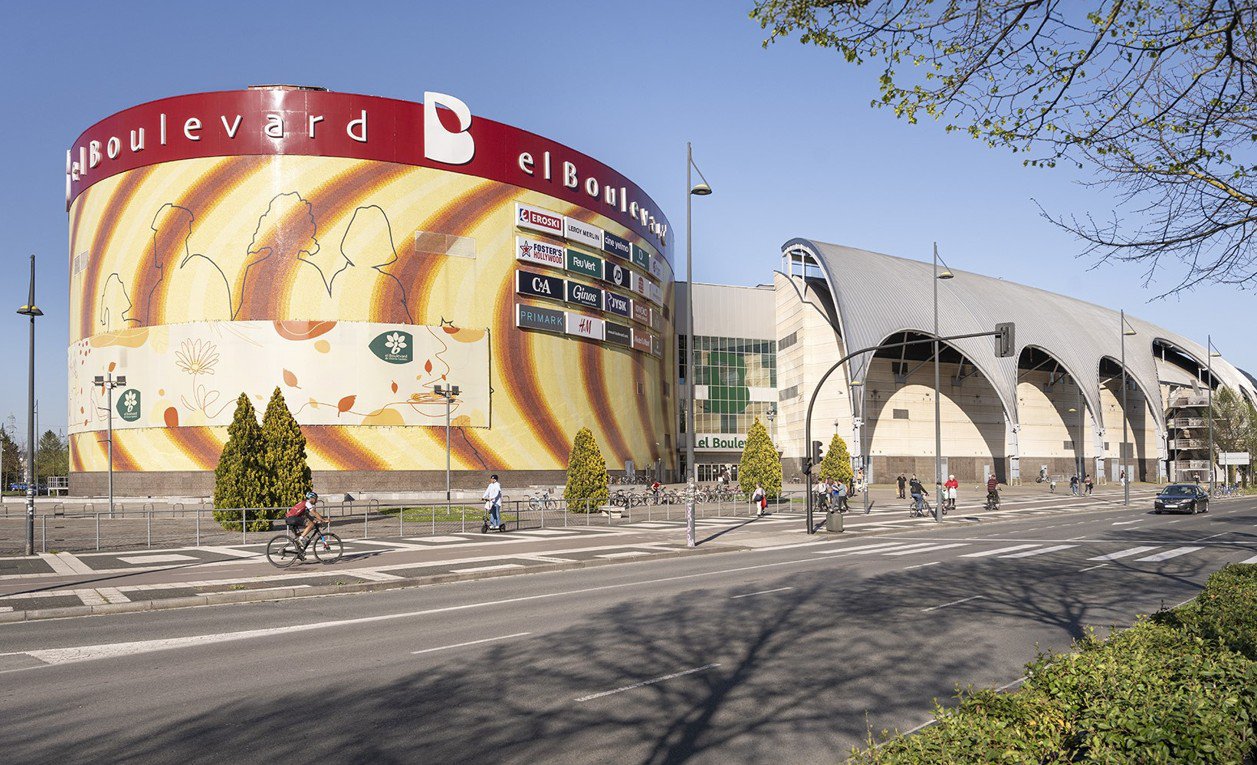 Doble apertura de Sports Emotion en el centro comercial El Boulevard