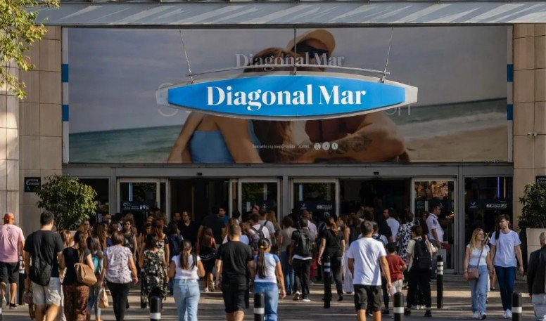 El entretenimiento familiar se une a la acción social en Diagonal Mar