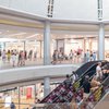 La afluencia a los centros comerciales crece un 3,1% en junio