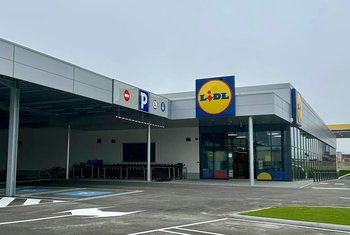 Lidl invierte 5,4 millones en su nuevo supermercado de Sanxenxo