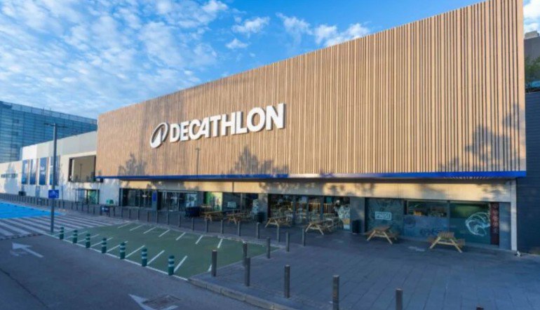 Decathlon compra 18 activos de Intersport tras recibir luz verde a la operación