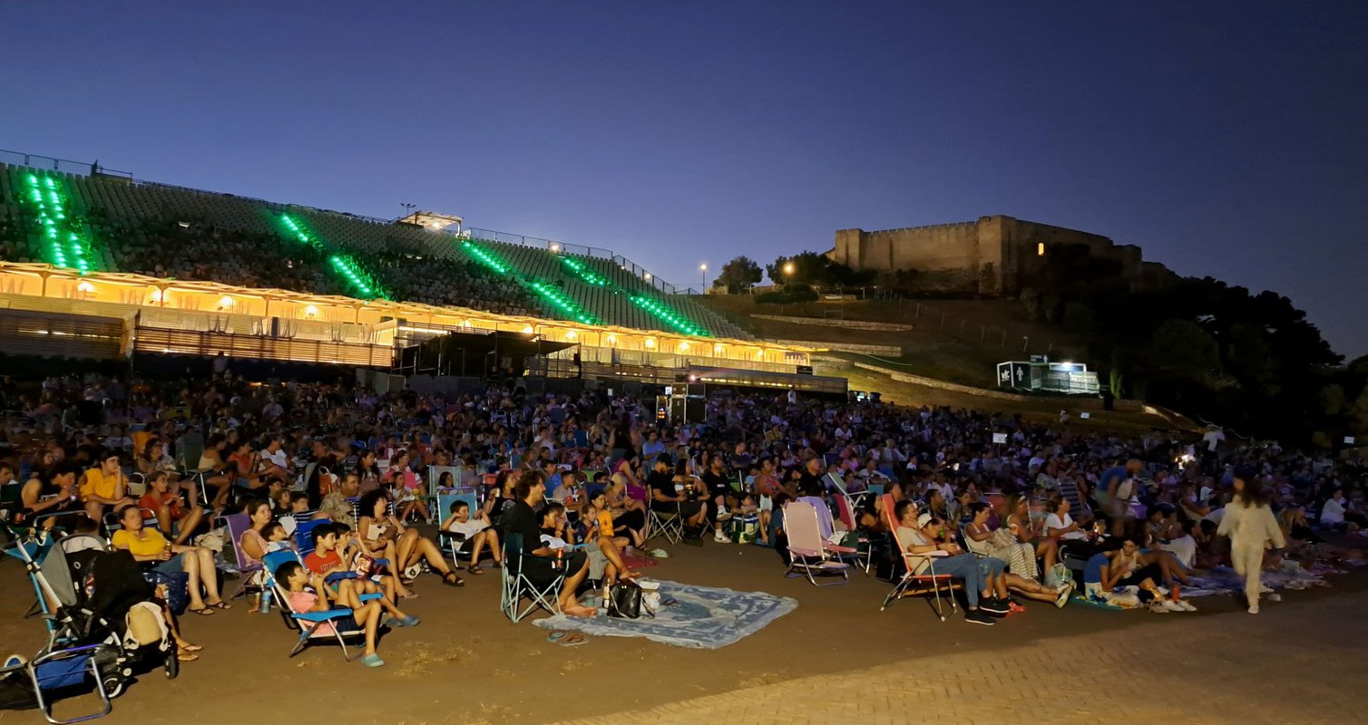 El cine de verano de Miramar vuelve a Marenostrum Fuengirola