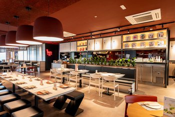 UDON factura 32,1 millones hasta junio y prevé cerrar 2026 con 90 restaurantes