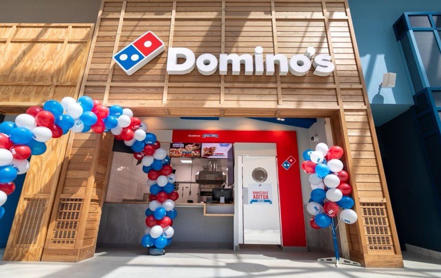 Domino’s Pizza abre en Crevillente y en el centro comercial Urbil