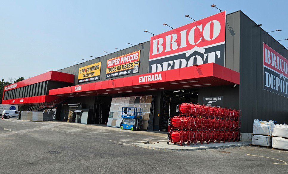 Brico Depôt abre su cuarta tienda en Portugal y llevará su establecimiento de Zaragoza a Plaza Park