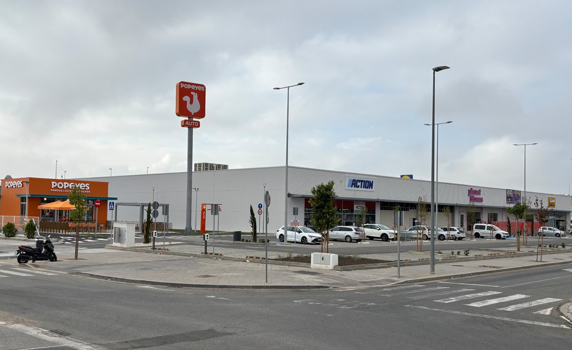 Bogaris Sevilla Norte suma nuevos operadores a su ampliación de 8.000 m2