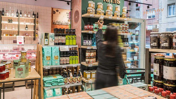 Veritas alcanza los 98 supermercados con un nuevo establecimiento en Barcelona